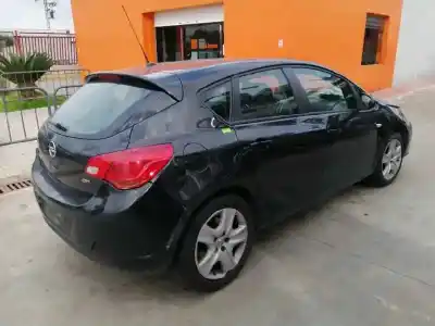 Veículo de Sucata opel astra j (p10) 1.7 cdti (68) do ano 2012 alimentado a17dtr