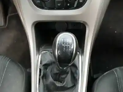 Veículo de Sucata opel astra j (p10) 1.7 cdti (68) do ano 2012 alimentado a17dtr