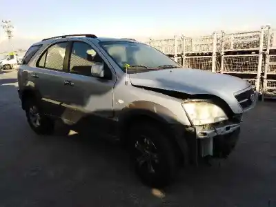 Sloopvoertuig kia sorento i (jc) 2.5 crdi van het jaar 2005 aangedreven d4cb