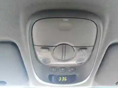 Veículo de Sucata kia carens ii monospace (fj) 2.0 crdi do ano 2003 alimentado d4ea