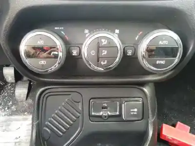 Veicolo di demolizione jeep renegade suv (bu, b1, bv) 1.6 crd dell'anno 2017 alimentato 55260384