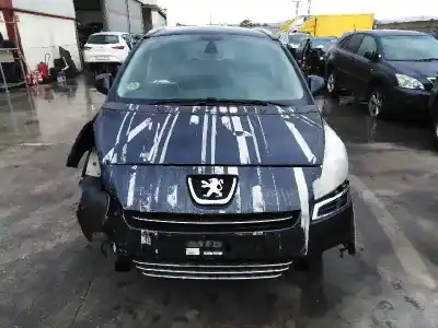 Vehículo de desguace peugeot 5008 2.0 16v hdi fap del año 2013 con motor rh02