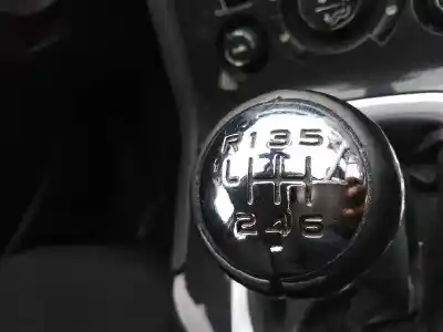 Veículo de Sucata peugeot 5008 1.2 12v e-thp do ano 2013 alimentado rh02