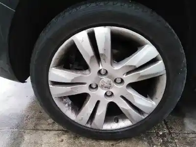 Veículo de Sucata peugeot 5008 1.2 12v e-thp do ano 2013 alimentado rh02