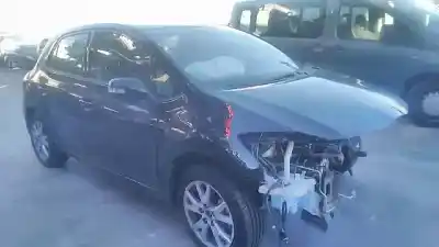 Veículo de Sucata toyota auris (_e15_) 1.6 (zre151_) do ano 2012 alimentado 1zr-fae