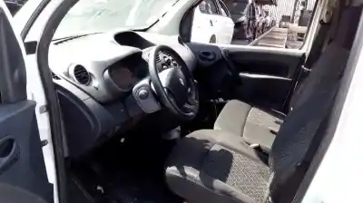 Veículo de Sucata renault kangoo 1.5 dci diesel fap do ano 2016 alimentado k9k608