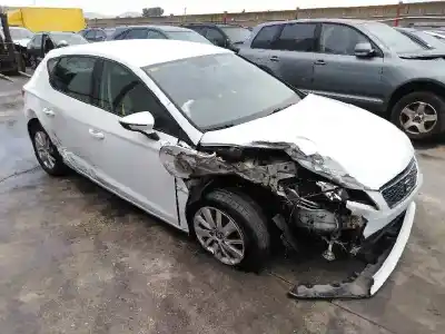 Vehículo de desguace SEAT LEON (5F1) 1.6 TDI del año 2013 con motor CLHA