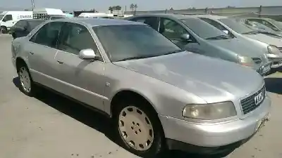 Veículo de Sucata AUDI A8 (D2) 2.5 TDI 150 CV / 110 KW do ano 1999 alimentado AFB
