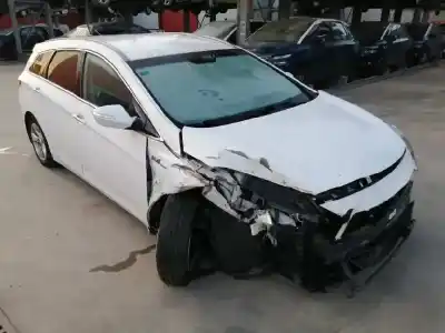 Veículo de Sucata HYUNDAI I40 1.7 CRDi CAT do ano 2014 alimentado D4FD
