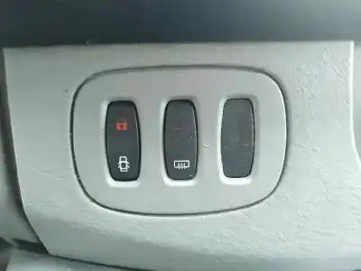 Veículo de Sucata nissan primastar (x..) 2.0 dci diesel do ano 2007 alimentado m9r780