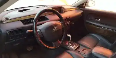 Veículo de Sucata citroen c6 (td_) 2.7 hdi do ano 2006 alimentado uhz