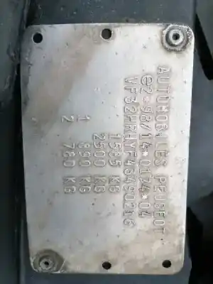 Veículo de Sucata peugeot 206 berlina 2.0 hdi cat do ano 2003 alimentado rhy