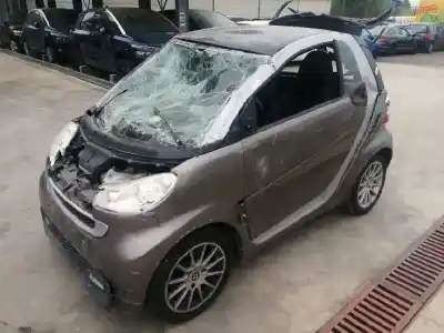 Veicolo di demolizione smart fortwo coupe 1.0 cat dell'anno 2008 alimentato 132910