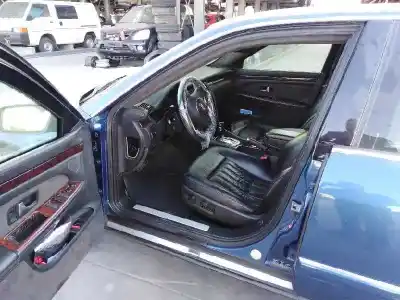 Veículo de Sucata audi a8 (d2) 4.2 v8 40v do ano 2001 alimentado auw