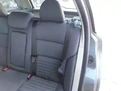 Vehículo de desguace volvo v50 familiar 2.0 diesel cat del año 2006 con motor d4204t