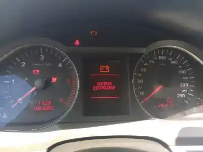 Veículo de Sucata audi a6 berlina (4f2) 2.0 tdi do ano 2004 alimentado blb