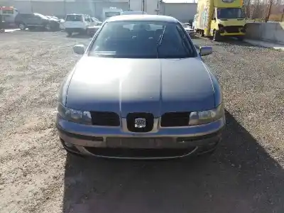 Vehicul casat seat                                               leon (1m1)                                                                                                                                                                                                                                                 1.9 tdi                                                                                                                                                                                                                                                    al anului 2002 alimentat asv