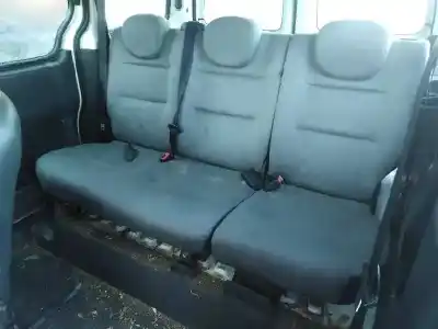 Véhicule à la ferraille citroen berlingo 1.9 d multispace de l'année 2006 alimenté wjy