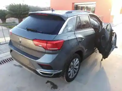 Veicolo di demolizione volkswagen t-roc 2.0 tdi dell'anno 2021 alimentato dtrd