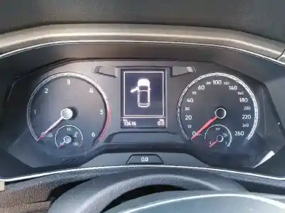 Veicolo di demolizione volkswagen t-roc 2.0 tdi dell'anno 2021 alimentato dtrd