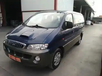 Veículo de Sucata hyundai h 1 h 1 combi con puerta de dos do ano 2004 alimentado d4bh