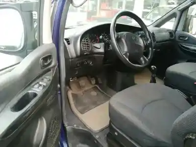 Veículo de Sucata hyundai h 1 h 1 combi con puerta de dos do ano 2004 alimentado d4bh