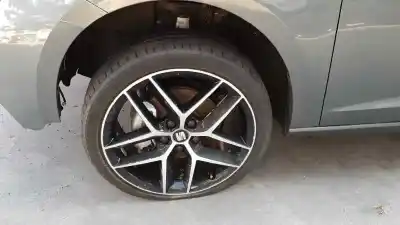 Sloopvoertuig seat leon (5f1) 1.4 16v tsi act van het jaar 2017 aangedreven czea