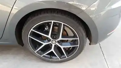 Sloopvoertuig seat leon (5f1) 1.4 16v tsi act van het jaar 2017 aangedreven czea