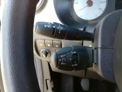 Véhicule à la ferraille peugeot partner tepee active 1.2 pure tech 110 de l'année 2017 alimenté hn01