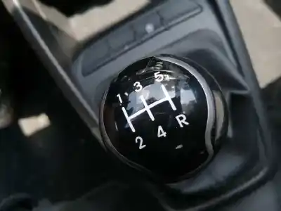 Veículo de Sucata kia stonic (yb) 1.2 cvvt do ano 2017 alimentado g4la