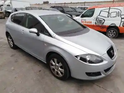 Veicolo di demolizione SEAT LEON (1P1) 1.9 TDI dell'anno 2009 alimentato BLS