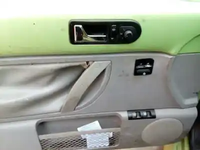 Veicolo di demolizione volkswagen new beetle (9c1/1c1) 2.0 dell'anno 2000 alimentato aqy