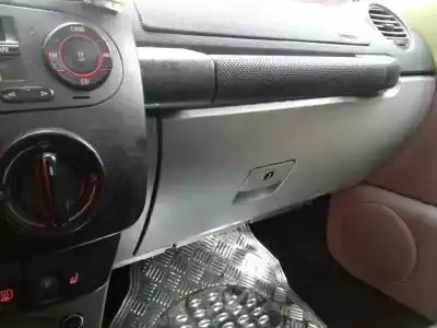 Veicolo di demolizione volkswagen new beetle (9c1/1c1) 2.0 dell'anno 2000 alimentato aqy