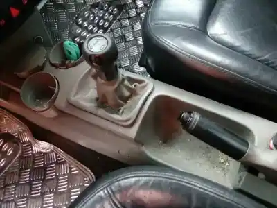 Veicolo di demolizione volkswagen new beetle (9c1/1c1) 2.0 dell'anno 2000 alimentato aqy