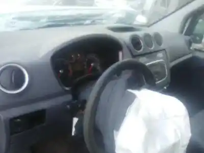 Здавання транспортного засобу ford transit connect (tc7) furgón (2006->) року 2010 потужний r3pa