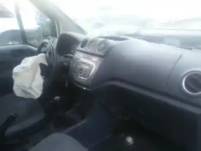 Здавання транспортного засобу ford transit connect (tc7) furgón (2006->) року 2010 потужний r3pa