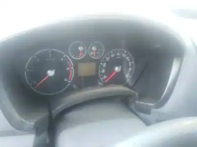 Veicolo di demolizione ford transit connect (tc7) furgón (2006->) dell'anno 2010 alimentato r3pa