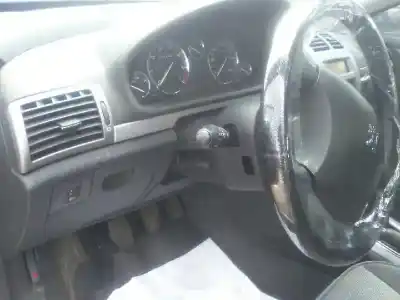 Vehicul casat peugeot 407 sr confort al anului 2004 alimentat 6fz