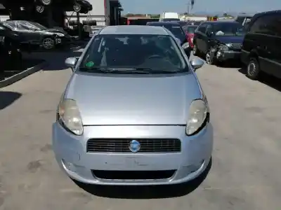 Veículo de Sucata fiat grande punto (199_) 1.4 (199axb1a) do ano 2006 alimentado 350a1000