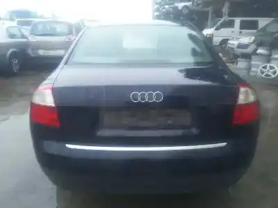 Veículo de Sucata audi a4 berlina (8e) 1.9 tdi (96kw) do ano 2004 alimentado avf