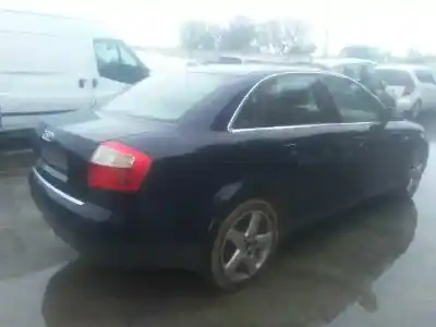 Veículo de Sucata audi a4 berlina (8e) 1.9 tdi (96kw) do ano 2004 alimentado avf