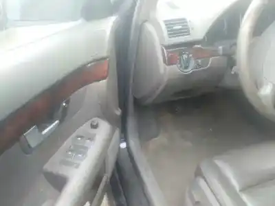 Veículo de Sucata audi a4 berlina (8e) 1.9 tdi (96kw) do ano 2004 alimentado avf