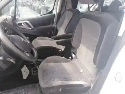 Veículo de Sucata citroen berlingo xtr 1.6 hdi 92 do ano 2008 alimentado 9h02