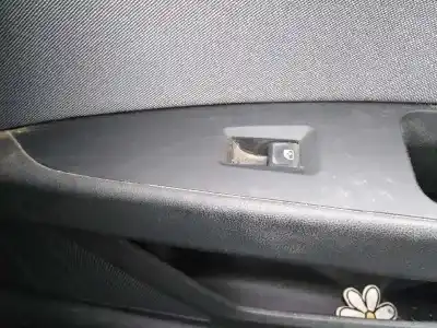 Veículo de Sucata seat leon (5f1) 1.2 tsi do ano 2017 alimentado cyvb