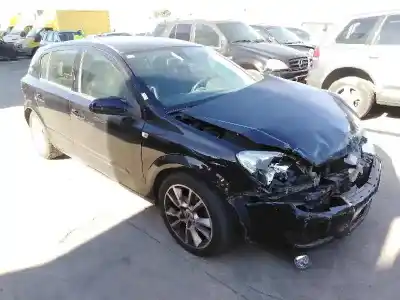 Verschrottungsfahrzeug OPEL ASTRA H BERLINA 1.7 16V CDTI des Jahres 2007 angetrieben Z17DTH