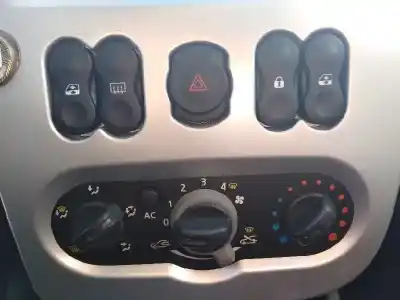 Veicolo di demolizione dacia sandero 1.4 (bs0c, bs0a, bs0g, bs1f, bs0e) dell'anno 2009 alimentato k7j714