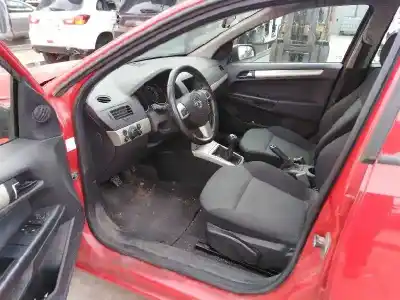 Veículo de Sucata opel astra h berlina 1.7 16v cdti do ano 2007 alimentado z17dth