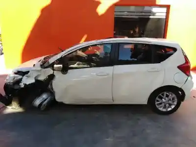 Veículo de Sucata NISSAN NOTE (E12) 1.2 do ano 2016 alimentado HR12