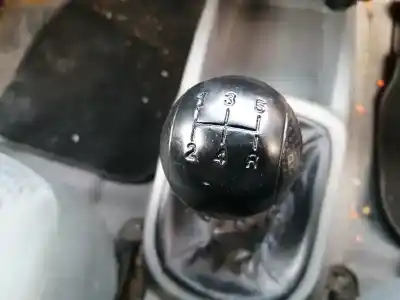 Veicolo di demolizione daewoo kalos (klas) 1.2 dell'anno 2004 alimentato b12s1