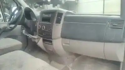 Veículo de Sucata volkswagen crafter combi (2e) combi 35 batalla corta do ano 2007 alimentado bjk